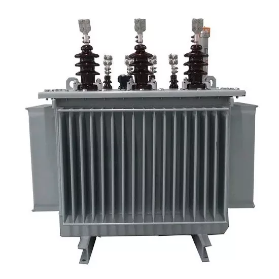 Transformateur de distribution triphasé immergé dans l'huile à montage sur socle de 200 kVA